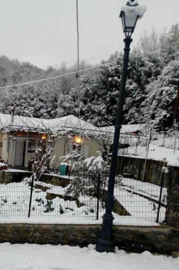 Elliniko  Guesthouse "Athina" מראה חיצוני תמונה